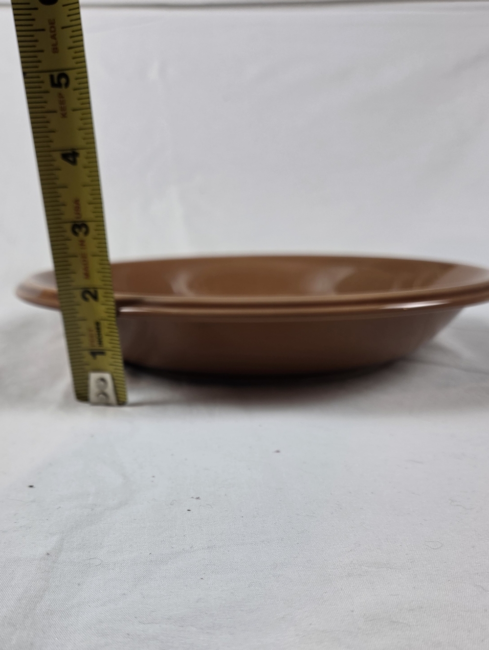 Mid-Century Lidded Ceramic Apple 10.5" Pie Dish Made in Japan - Picture 7 of 8